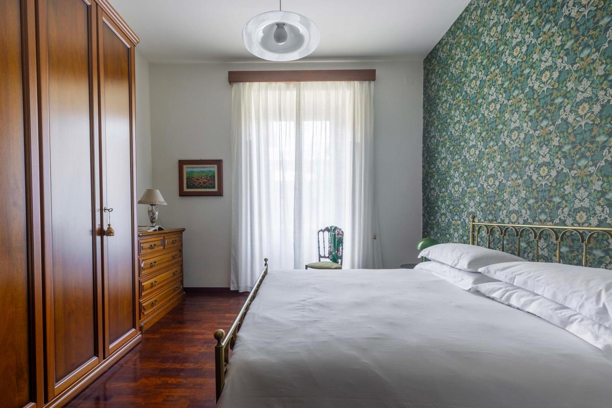 The Magic Of San Peter In The Heart Of Apartment